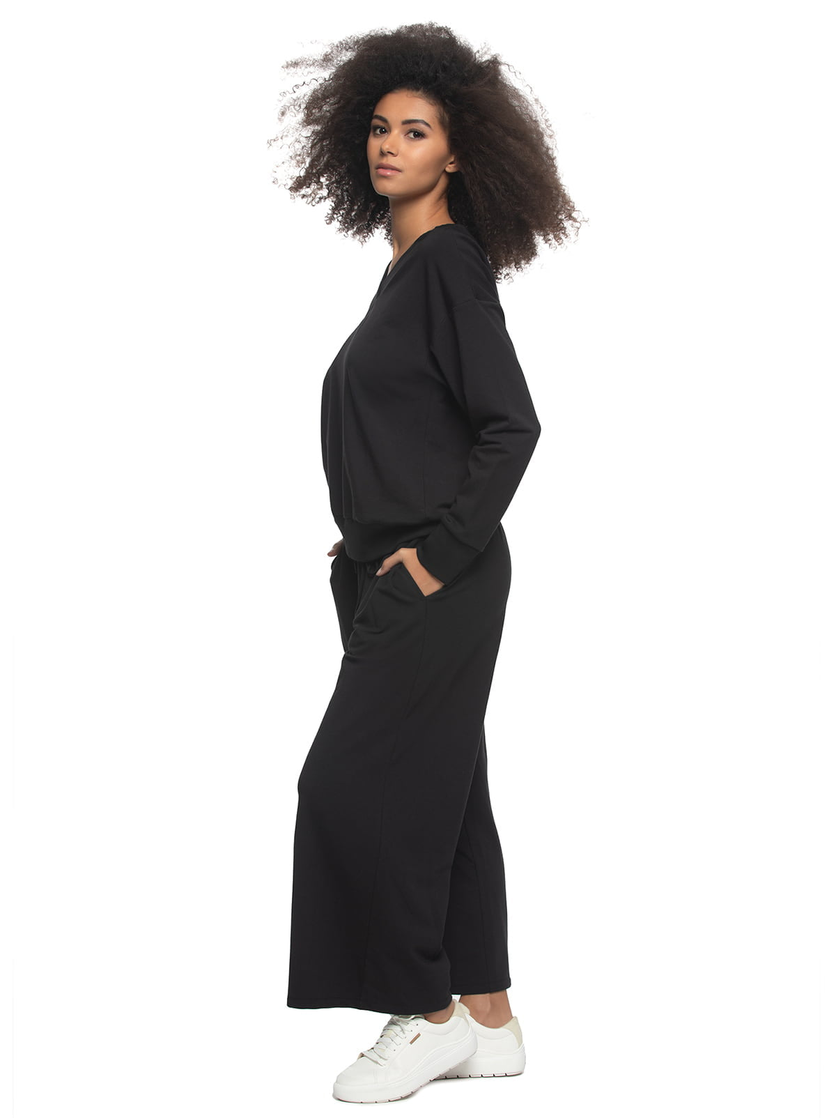 Felina Kimora V-Neck Sweatshirt & Wide Leg Pant - Black